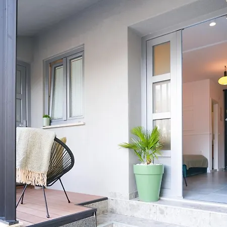 Smile, Near & Center, Free Parking, Balcony *