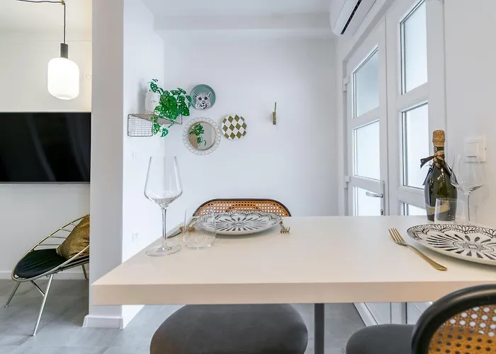 Apartmán Smile, Near & Center, Free Parking, Balcony *
